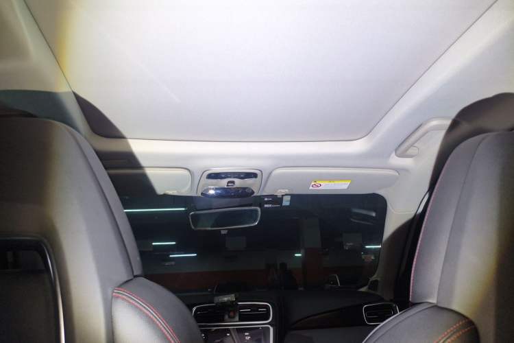 Used Lynk & Co 01 2019 2.0T Four-Wheel Drive Genie Pro Version China V Emission Standard
