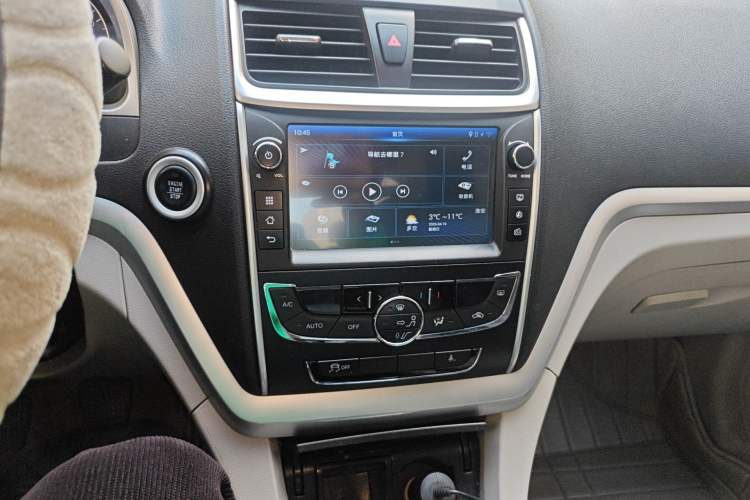 Used Geely Auto Emgrand 2016 Sedan 1.5L Manual Luxury Model