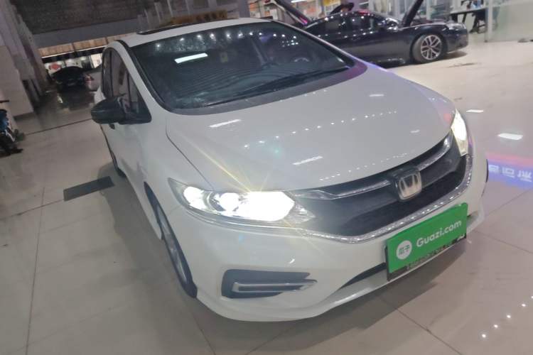 Used Honda Jade 2020 1.8L Automatic Classic Edition Front Right 45 Deg