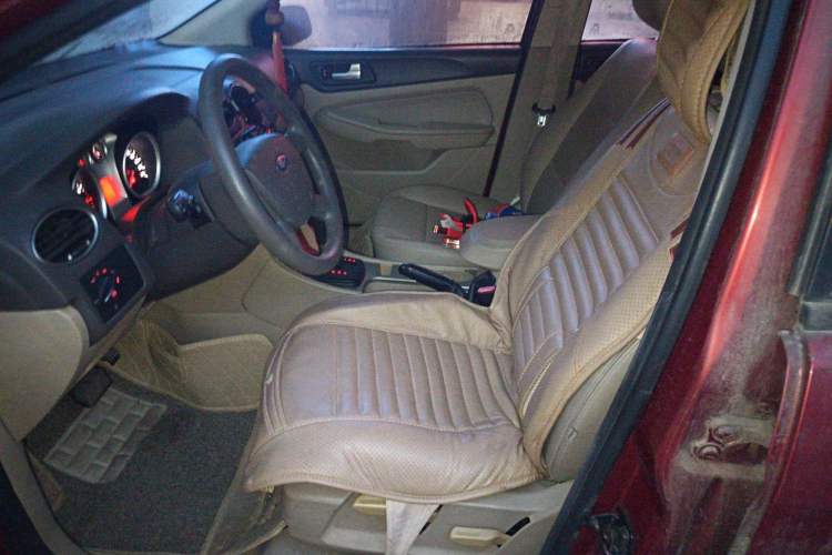 Used Ford Focus 2012 Hatchback Classic 1.8L Automatic Base Model
