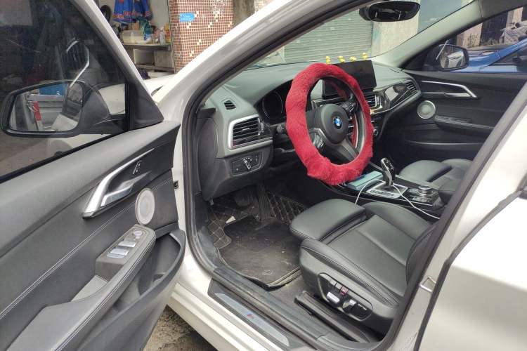 Used BMW 1 Series 2022 120i M Sport Night Edition Driver Seat