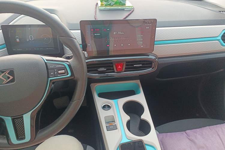 Used SOL E10X 2021 302 km Range Fashion Edition 31.4 kWh