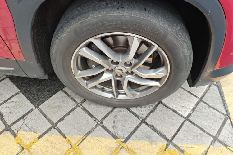 Used Nio ES6 2019 420 km Sport Version Right Front Wheel Hub