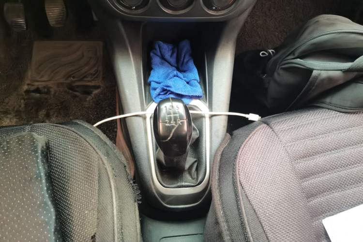 Used Peugeot 301 2016 1.6L Manual Comfort Edition Gear Lever