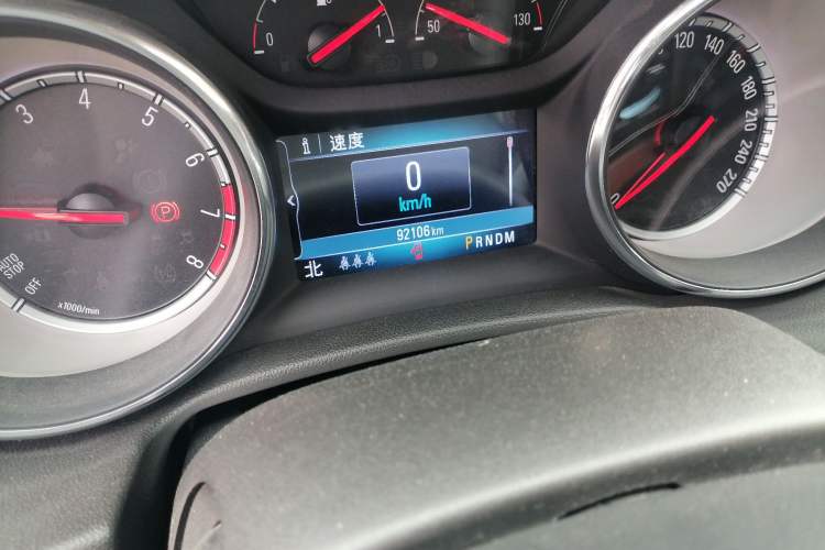 Used Buick Regal 2019 20T Elite Version China VI Standard Odometer Close Up