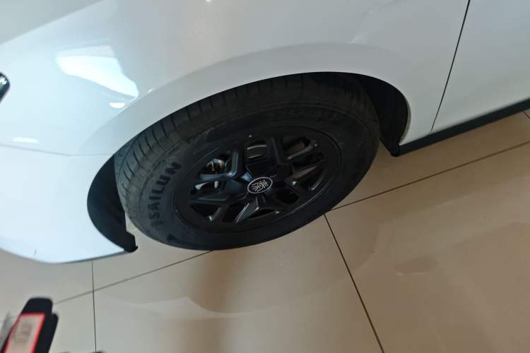 Used BYD Qin PLUS 2025 DM-i Smart Drive 55KM Leading Model