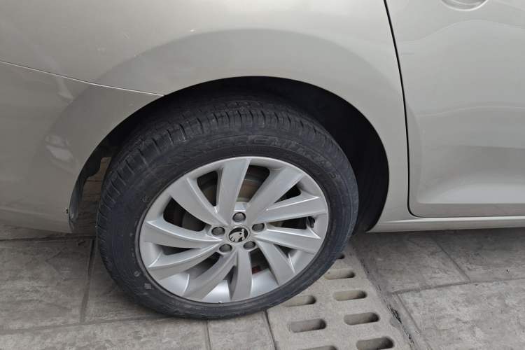 Used Skoda Rapid 2019 1.5L Automatic Comfort Edition China V Standard