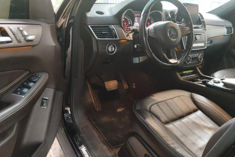 Used Mercedes-Benz GLE 2019 GLE 320 4MATIC Dynamic Edition Prestige Model
