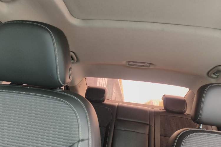 Used Buick Regal 2015 1.6T Leading Technology Model Headliner