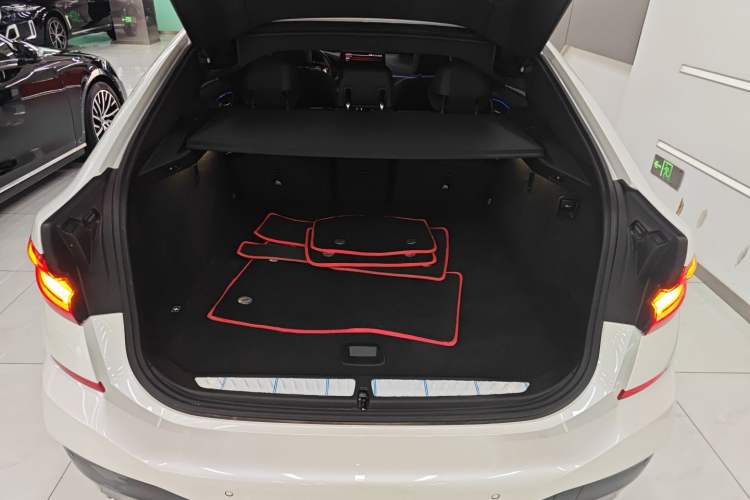 Used BMW 6 Series GT 2022 630i M Sport Package
