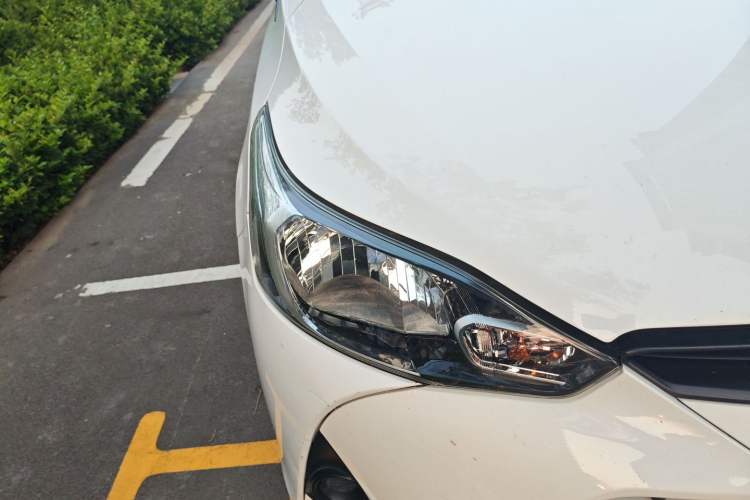 Used Toyota YARiS L Zhi Xiang 2019 1.5E CVT Dynamic Edition China VI compliant Right Front Headlight