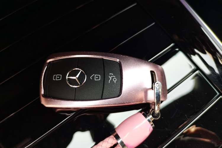 Used Mercedes-Benz GLB 2020 Facelift GLB 200 Fashion Edition
