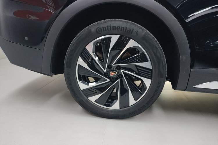 Used Hongqi HS7 PHEV 2024 2.0T PHEV Four-Wheel Drive Flagship Edition 6 Seats
