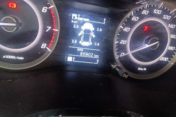 Used Baojun 560 2015 1.8L manual luxury version
