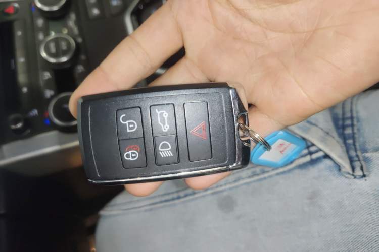 Used Land Rover Range Rover Evoque 2018 240 PS HSE DYNAMIC Convertible
