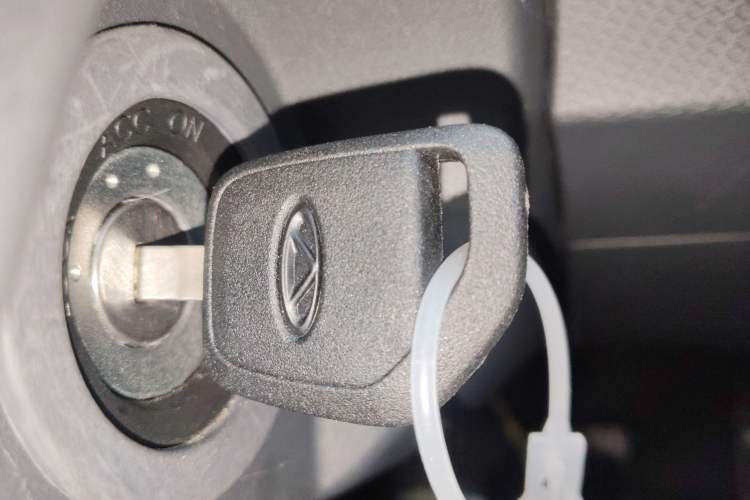 Used Chery QQ Ice Cream 2024 Edition Youth Version 205km Sundae
