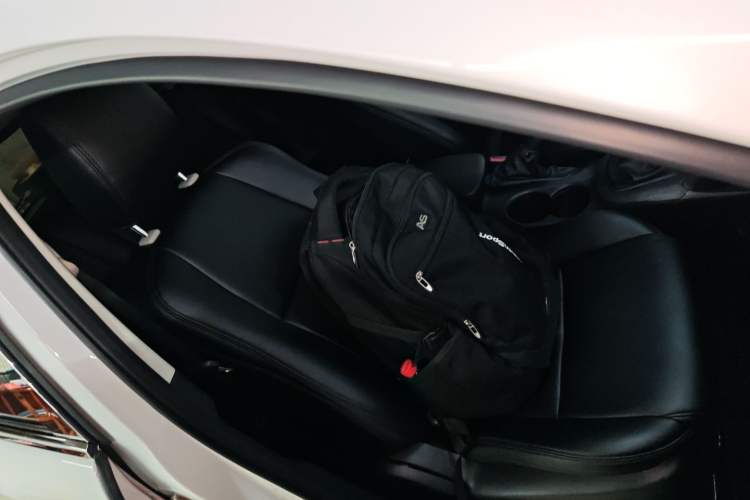 Used Mazda CX-5 2015 2.0L Manual Two-Wheel Drive Comfort Version
