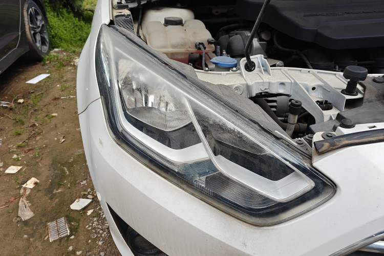 Used Ford Escort 2015 1.5L Manual Comfort Model
