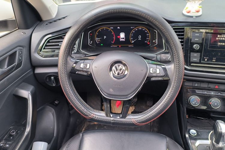 Used Volkswagen T-ROC 2020 280TSI DSG Two-Wheel Drive Comfort Version Steering Wheel