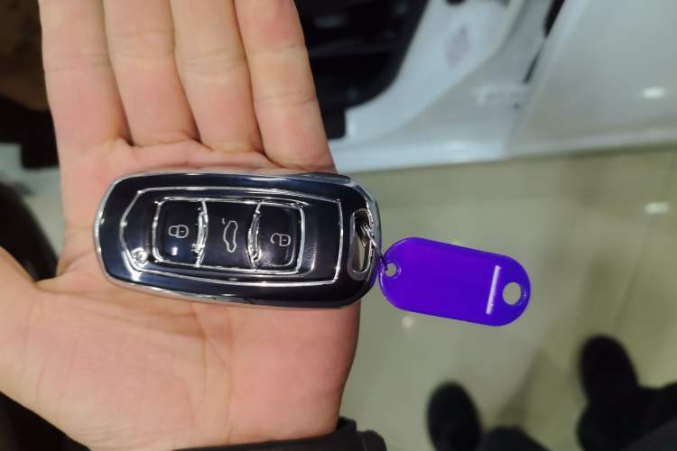 Used Geely Auto Vision 2019 Upgraded Model 1.5L CVT Luxury Version China VI Standard
