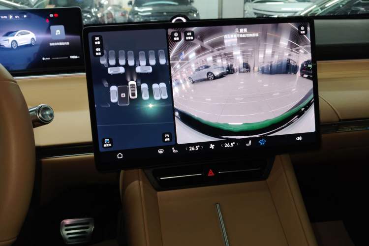 Used Hima Luxeed R7 2024 All-Electric 736 km Ultra Audio And AC Panel