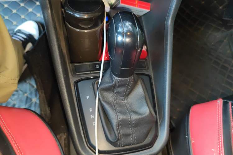 Used Volkswagen Santana 2021 1.5L Automatic Fashion Edition Gear Lever