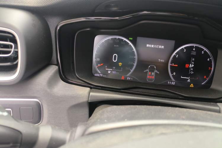 Used Lynk & Co 02 2018 1.5T DCT Two-Wheel Drive Pro Version China V Emission Standard
