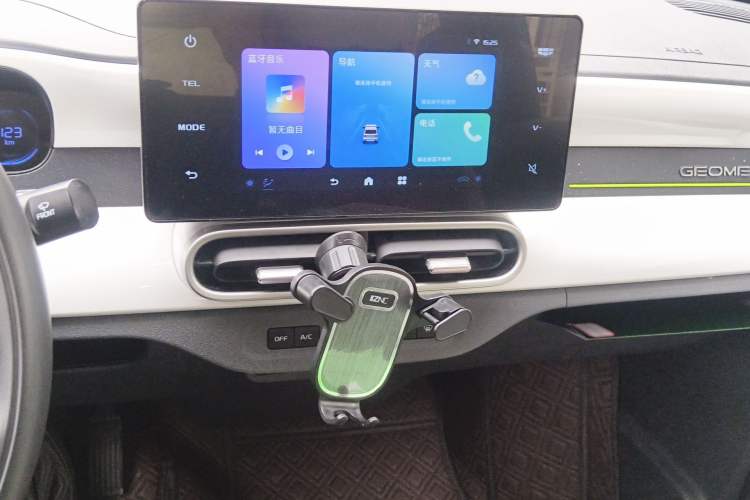 Used Geely Galaxy Panda 2025 210km Panda Kart Audio And AC Panel