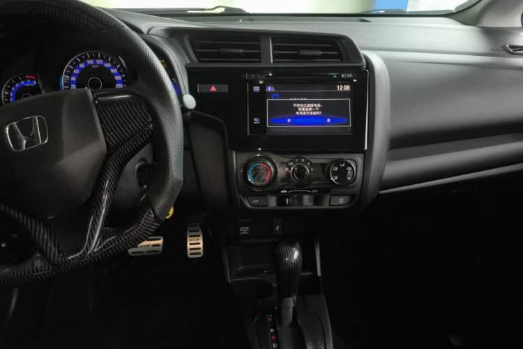 Used Honda Fit 2018 1.5L CVT Comfort Sunroof Version Audio And AC Panel