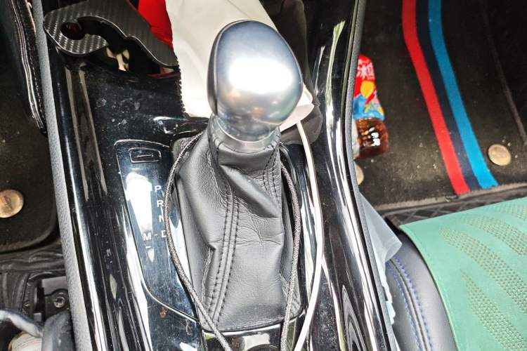 Used Toyota C-HR 2020 2.0L Leading Edition Gear Lever