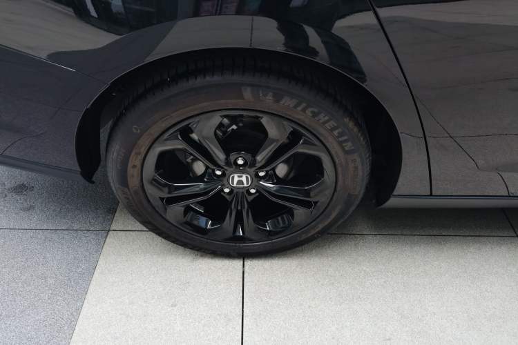 Used Honda Accord 2025 260TURBO Luxury Edition Right Rear Wheel Hub