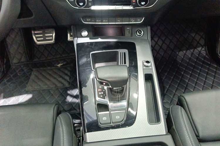 Used Audi Q5L 2023 40T Luxury Dynamic Model