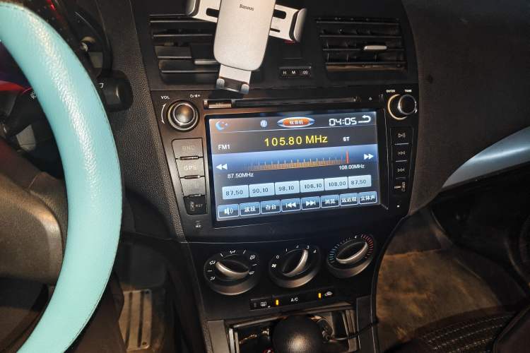 Used Mazda 3 2013 Hatchback 1.6L Automatic Elite Model Audio And AC Panel