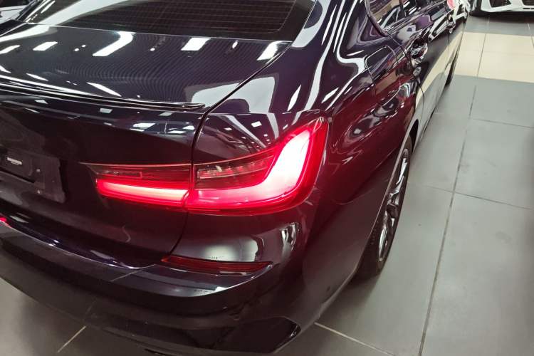 Used BMW 3 Series 2020 Restyled 325i M Sport Night Edition Package Right Rear Taillight