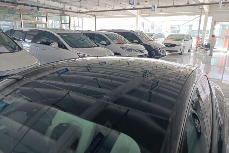 Used Tesla Model 3 2021 Revised Version II – Performance High-Performance All-Wheel-Drive Edition Roof