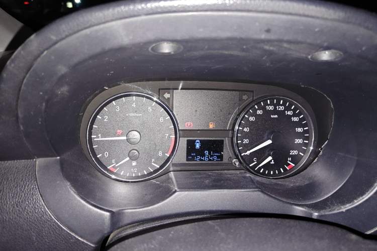 Used JAC Refine M3 2016 IKEA Edition 1.6L Luxury Model