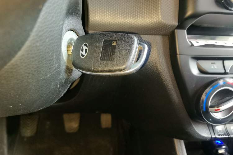 Used Hyundai Verna (older generation) 2020 1.4L Manual GL Refreshed Edition Vehicle Key