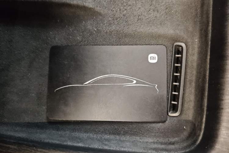 Used Xiaomi Auto SU7 2024 Four-Wheel-Drive Max Founder's Edition