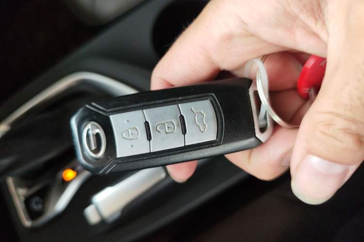 Used GAC Trumpchi GS4 2015 200T G-DCT Luxury Edition Interior 1