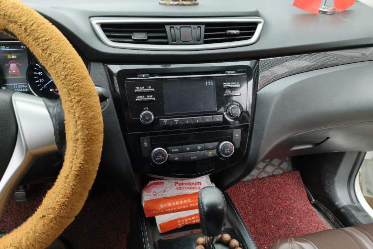 Used Nissan X-Trail 2015 2.5L CVT Leading MAX Edition 4WD