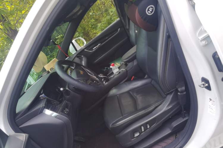 Used Cadillac XT5 2020 28T Luxury Version