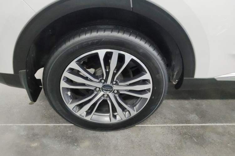Used Haval F7 2019 2.0T Four-Wheel Drive iJoy China V Standard Right Rear Wheel Hub