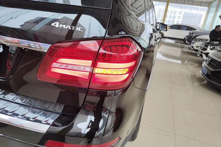 Used Mercedes-Benz GLS 2018 Facelift GLS 320 4MATIC
