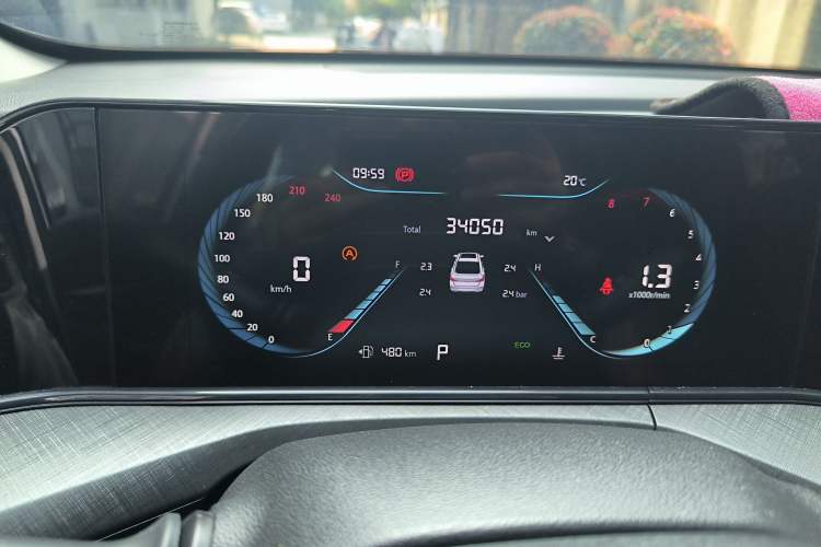 Used CHANGAN Eado 2023 Changan Edition PLUS Blue Whale NE 1.4T GDI DCT Prestige Version Odometer Close Up