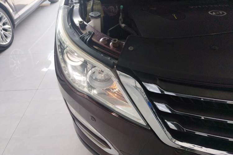 Used Baojun 560 2017 Rhythmic Edition 1.8L iAMT Prestige Model Right Front Headlight