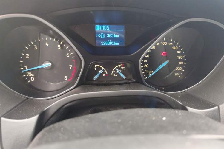 Used Ford Focus 2015 Hatchback EcoBoost 125 Automatic Supreme Style Edition