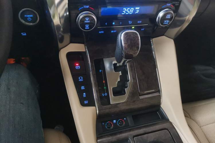 Used Toyota Alphard 2021 Dual-Engine 2.5L Prestige Edition
