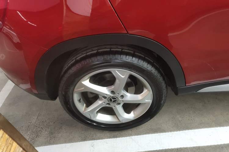 Used Mercedes-Benz GLA 2018 GLA 200 Sport Edition Right Rear Wheel Hub