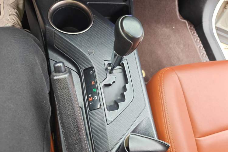 Used Toyota RAV4 2013 2.0L CVT Two-Wheel Drive Urban Edition