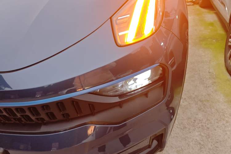 Used Lynk & Co 05 2020 2.0TD Two-Wheel Drive Shine Halo
